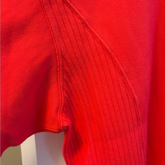 NWT Aerie Tres Chic Sweatshirt in Bright Red size XL - Picture 3 of 5